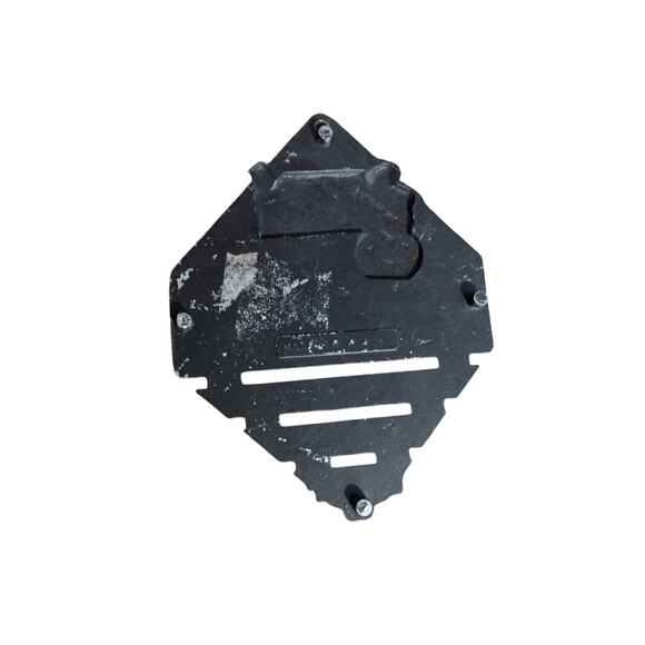 A Plump Wife and a Big Barn Never Did Any Man Harm Vintage Trivet - Picture 2 of 3